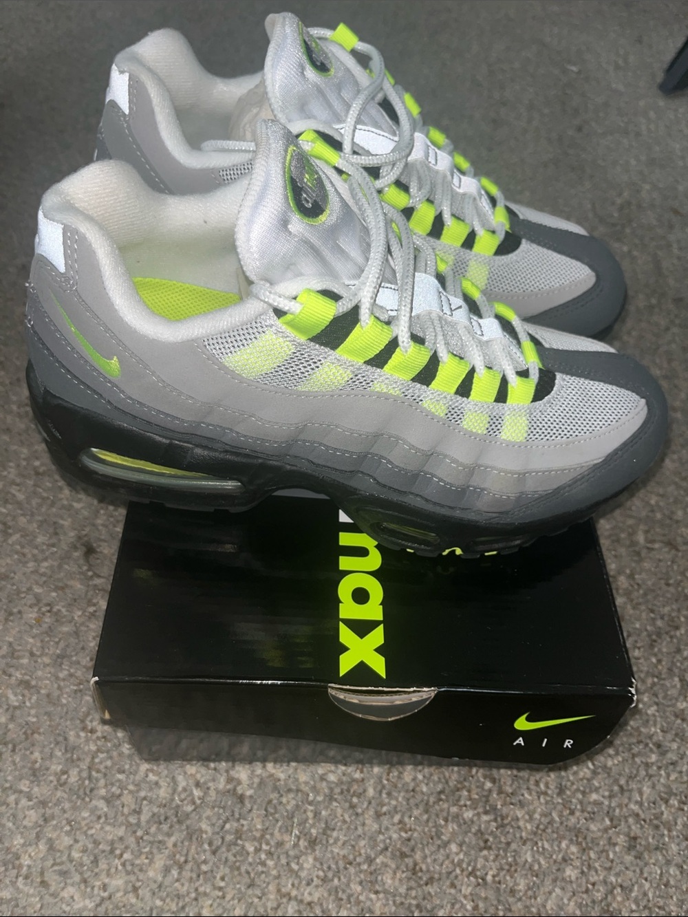🔥NIB AirMax 95 Classic Lime Green - Picture 3 of 5